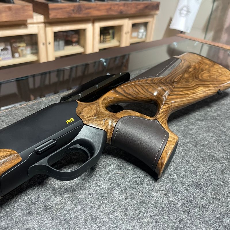 Blaser R8 success cuir 7x64 Grade 4 - BLASER