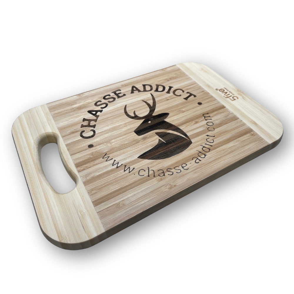 Planche � D�couper en Bois Chasse Addict avec Poign�e