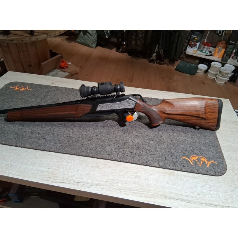 Browning Maral Big Game calibre 9.3x62 avec point rouge Aimpoint 9000 sc 2 moa